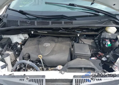 2020 Toyota Sienna Xle из США, поврежденный, VIN 5TDYZ3DC3LS048818